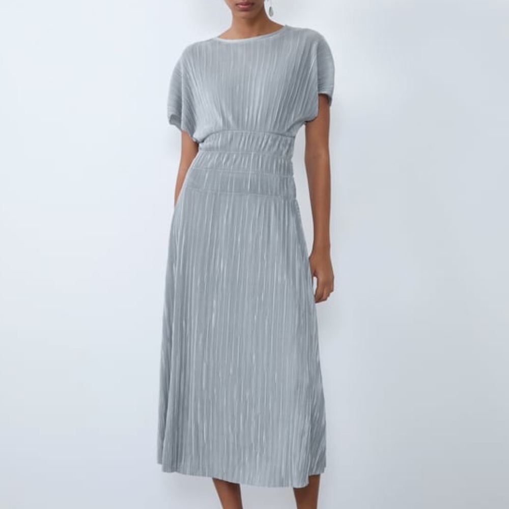 Zara Grey Pleated Midi Dress